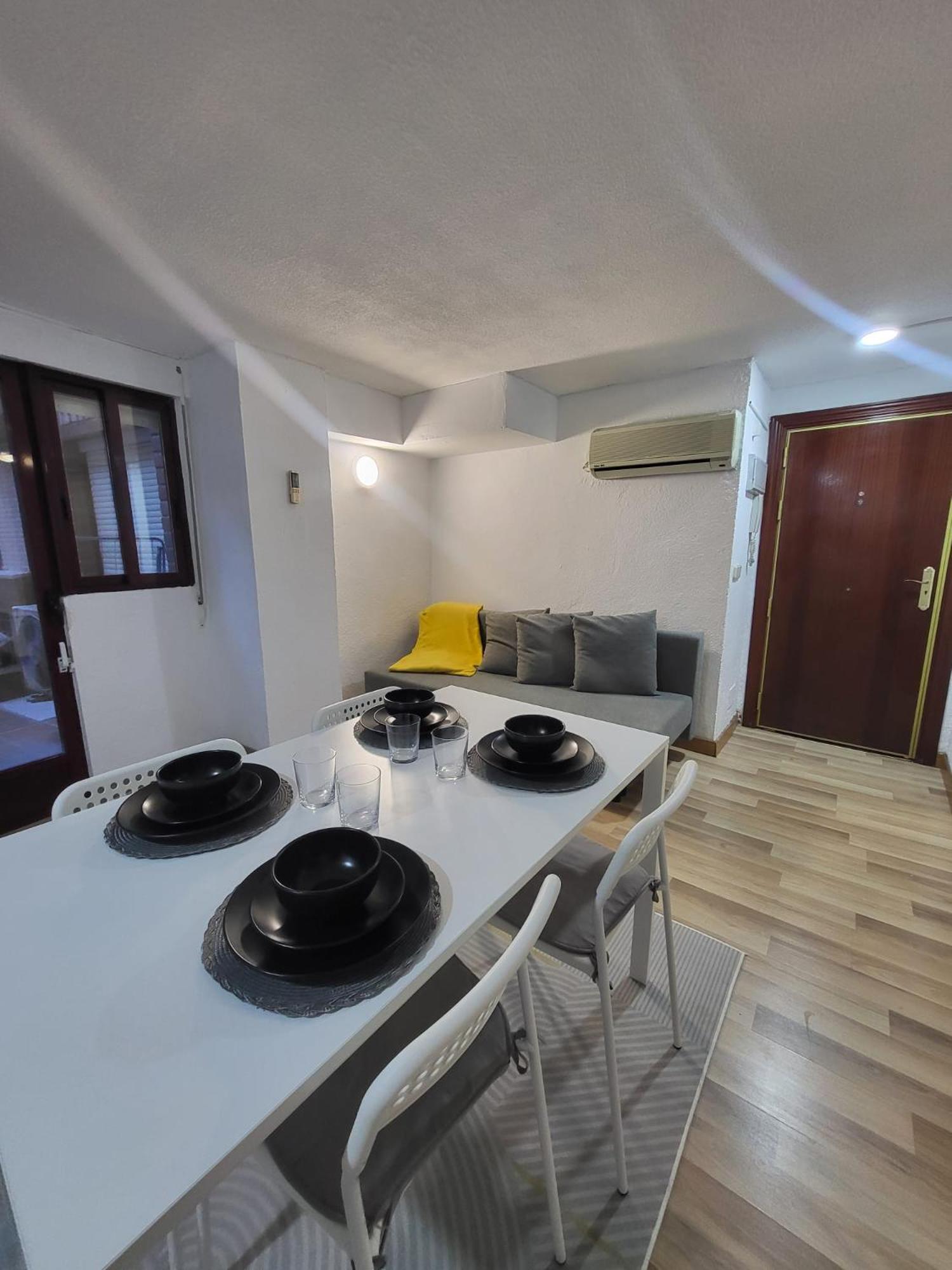 Apartamento Bonito Y Acogedor Departamento Madrid Exterior foto